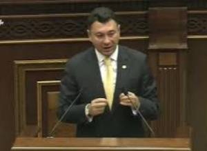 Շարմազանով. Մեկ տարի առաջ օդ կհանեիք պառլամենտը