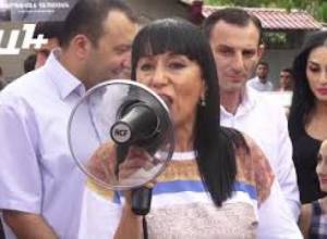 Փռել էին ասֆալտին.....Պոլի փեդ լինի, ՀՀՇ-ից լինի......Չի լինելու այդպես