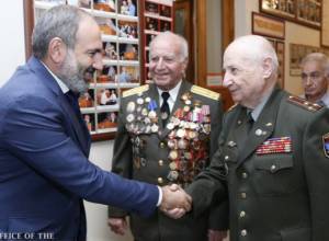 Nikol Pashinyan does not return from World War II