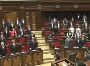 NA honors Charles Aznavour's memory