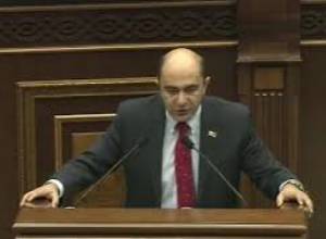 Այս նախագծով փորձ է արվում կասեցնել վարչապետի չընտրվելու պրոցեսը. Էդմոն Մարուքյան