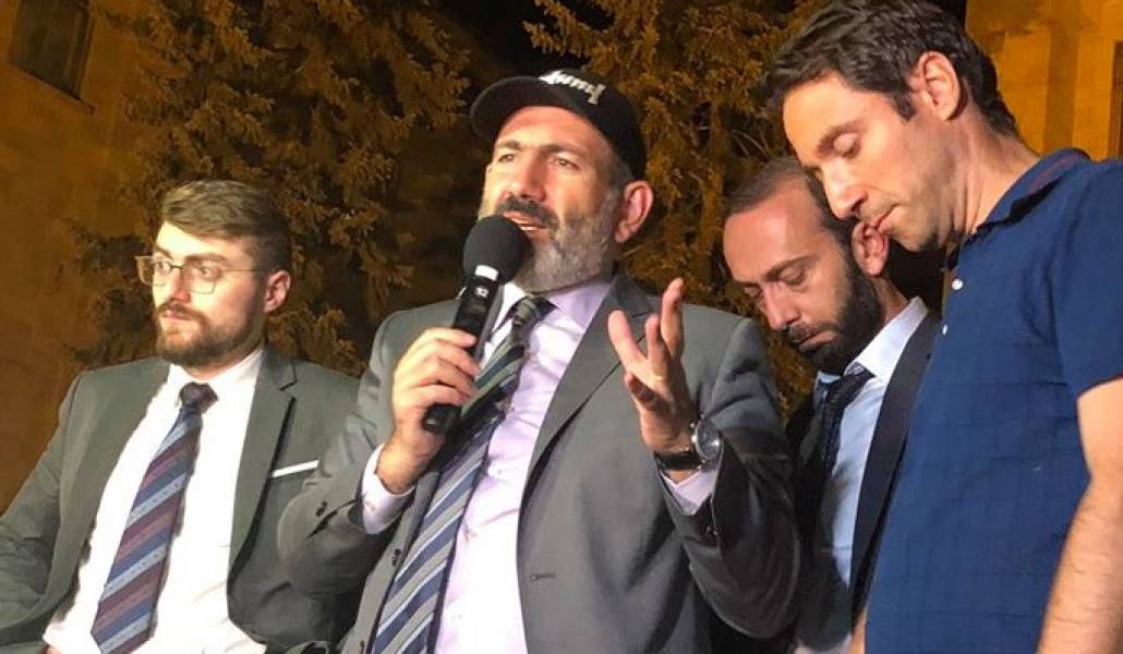 42938090_10156105157248878_892191003cc8990159872_n