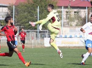 «Արարատը» սեփական դաշտում պարտվեց «Արարատ-Արմենիային»