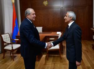 Президент принял члена фракции АРФ Спартака Сейраняна