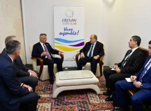 Armenian President receives Hashim Thaçi