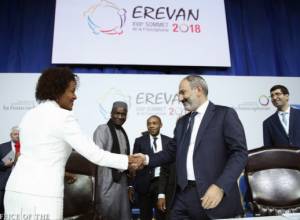 Саммит Франкофонии завершился