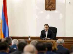 Հայկ Մարությանն առաջին աշխատանքային խորհրդակցությունն է անցկացրել