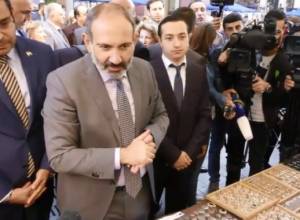 Пашинян ощутил дыхание культуры сирийских армян