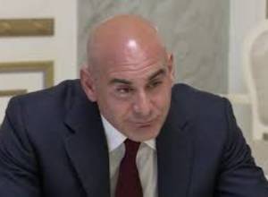 Նիկոլ Փաշինյանն ընդունել է «Իզմիրլյան» հիմնադրամի փոխնախագահին, քննարկվել են նախատեսվող ծրագրերը