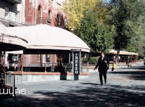 Ոստիկանները Գյումրու Ռիժկովի ճեմափողոցում դաժան ծեծի են ենթարկել երկվորյակ եղբայրների. Առավոտ