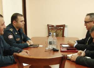 Директор ГСЧС принял нового главу миссии МККК в Арцахе