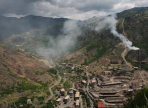 Առավոտ. «Ալավերդու պղնձաձուլարանը փակվեց, խանութներն էլ «նիսյայով» հաց չեն տալիս»