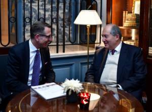 Президент предложил провести одну из предстоящий встреч «Horasis»-а в Армении