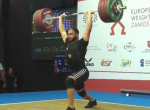 Ծանրորդ Արսեն Մարտիրոսյանը բրոնզե մեդալ նվաճեց