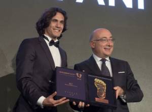 Էդինսոն Կավանին առաջ է անցել Մեսիից ու Ռոնալդուից