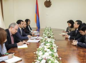  Caretaker Minister of Transportation, Communication and Information Technologies receives China’s Ambassador to Armenia
