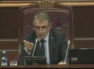 Ֆարմանյանը իր օրինագիծը հանեց քվեարկությունից