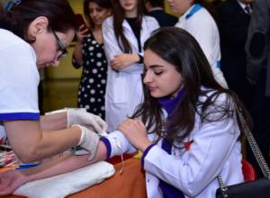 Live: В гостях у клуба Зеркало представители РПА Артак Давтян и Артак Закарян