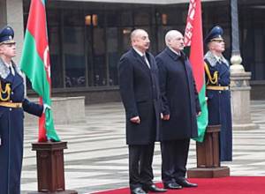 Беларусь поставит Азербайджану новую партию военной техники