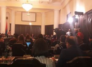 «У многих такое впечатление, что я и президент Азербайджана ежедневно общаемся по чату»