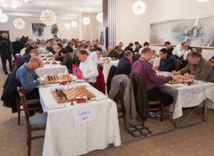 Grandmaster Karen Movsisyan celebrates two victories