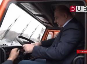 Սամվել  Բալասանյանը  փորձարկել է նվեր ստացած կամազը