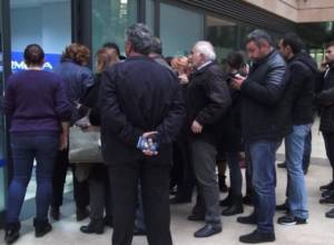 В Ереване очередь за авиабилетами