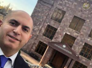 Ашотяна вызвали в следственное управление