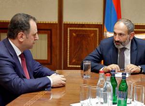 Виген Саргсян приглашает Никола Пашиняна на дебаты