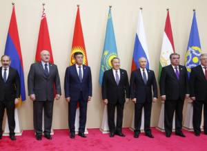 «Саммит ОДКБ отложили по просьбе Армении»