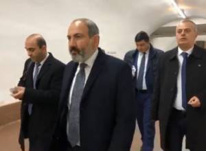 Прямой эфир: Агитация Пашиняна в Ереванском метро