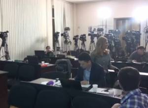 Прямой эфир: По сравнению с выборами в НС 2017 года, число избирателей меньше на 300.000: ЦИК