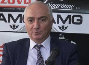 Внепарламентские силы обьединятся, чтобы контролировать власти