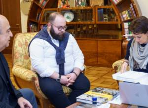 Anna Hakobyan receives Turkish-Armenian entrepreneur Tayk Mirijanian
