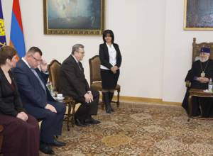 Մոսկվայից եկել են Գարեգին Բ կաթողիկոսի մոտ