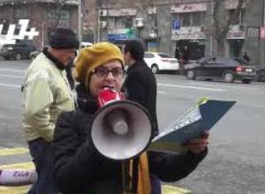 Ռուսական բանակը օր առաջ պետք է  դուրս բերվի Հայաստանից  բողոքի ցույց Ռուսաստանի դեսպանատան դիմաց