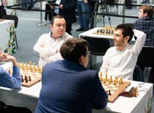 Տիգրան Պետրոսյանը հաղթեց Նակամուրային, իսկ Արոնյանը՝ Արթուր Գաբրիելյանին