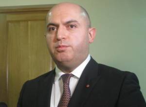 Фиаско, последовавшее за сменой власти, это – реальность: Армен Ашотян