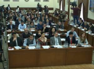 «Դե սկզբից ասեիք, որ գովելու եք». քաղաքապետը՝ ձյան մաքրման համար «Լույս»-ից ստացած գովեստին