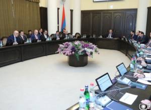 Очевидно одно, что число министерство сократится: премьер-министр