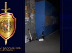 Был пойман в момент кражи