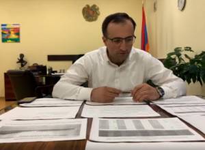 Прямой эфир: Министр о ситуации с H1N1