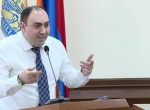 «10 անգամ զանգել են ձեզ, պարոն Նավասարդյան»