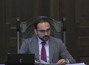 LIVE. Government Session