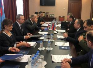 Давид Тоноян встретился с Дмитрием Шугаевым