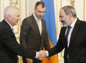 Pashinyan receives Toivo Klaar