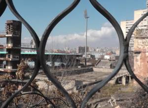 Լողավազանի փոխարեն՝ աղբանոց Երեւանի կենտրոնում