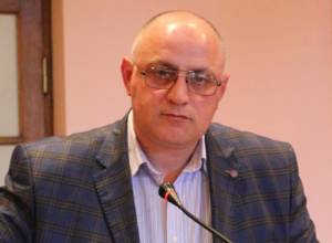Ավագ գիտաշխատողը դարձավ տնօրեն