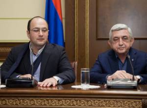 Սերժ Սարգսյանը շրջանավարտներին վկայականներ հանձնեց