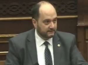 Образовательный ценз нашего населения сильно упал: Араик Арутюнян